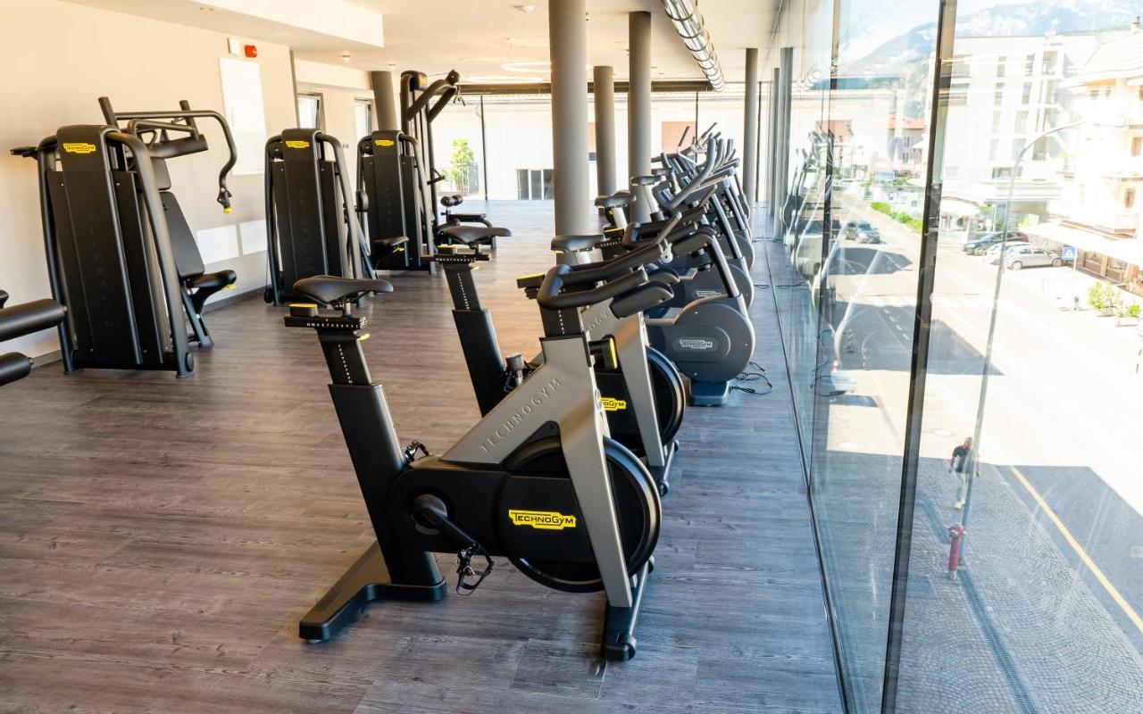 Hotel Ideal Park Laives Esterno foto