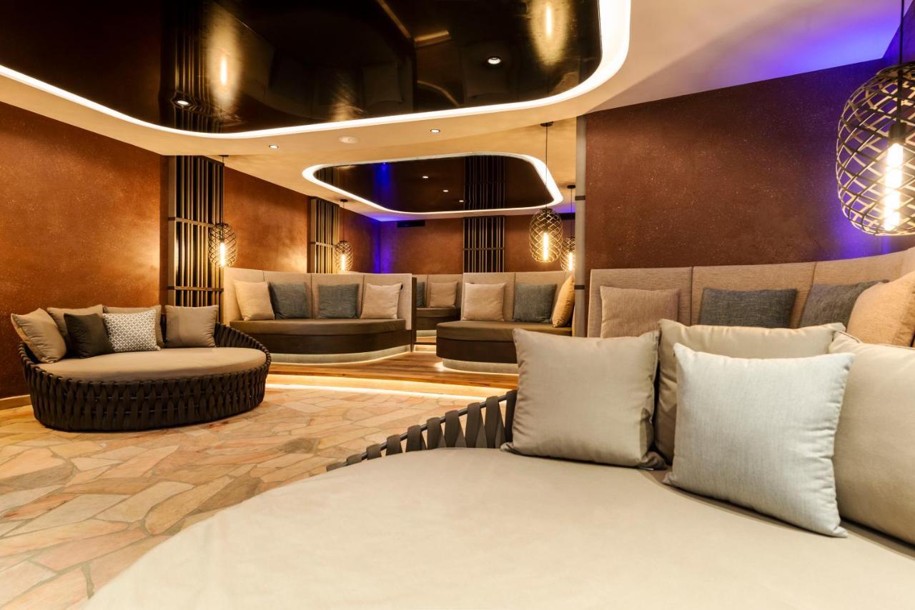 Hotel Ideal Park Laives Esterno foto