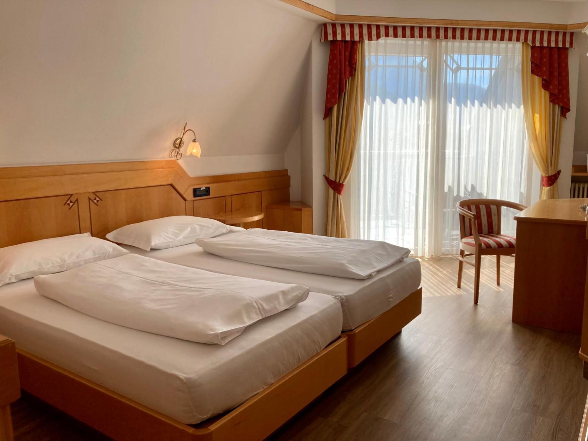 Hotel Ideal Park Laives Camera foto